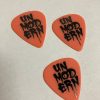 UNMODERN | Drip Logo Guitar Picks | Orange- Medium | 3-Pack Set - 图片 2